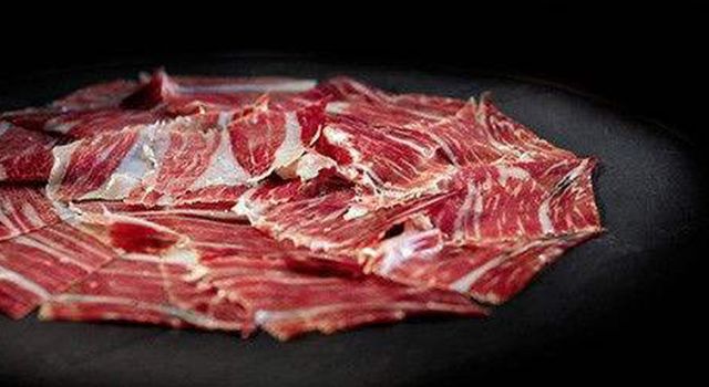 廣東美食，經典粵菜伊比利亞豬排